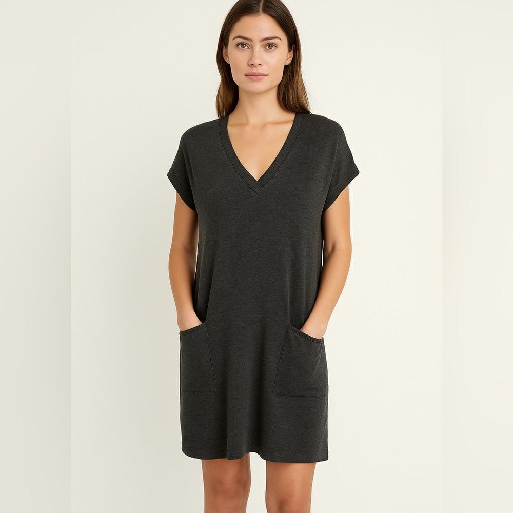 J. McLaughlin Women’s Gray Short Sleeve V-Neck Cotton Sweater Dress Size Medium